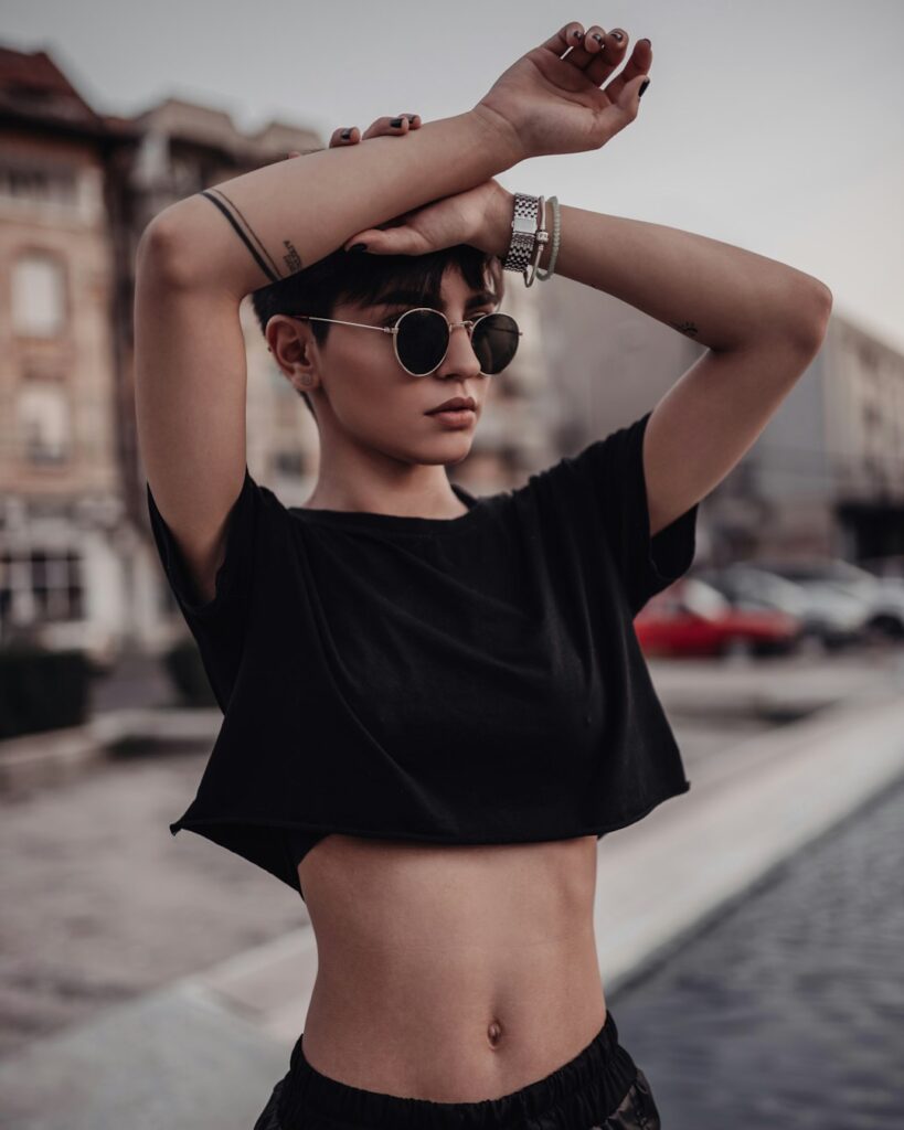 Coquette, Balletcore ve Diğer İnce Feminen Estetikler 2025’te Kadın Modasında Nasıl Yükseliyor?